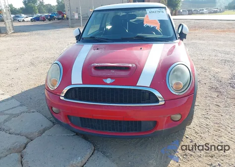 2008 Mini Cooper S из США, поврежденный, VIN WMWMF73598TV32869